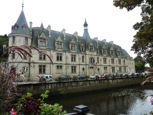 Regroupement de crédits Quimper Courtier en rachat de crédits à Quimper