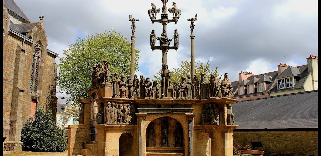 Regroupement de credits Plougastel-Daoulas